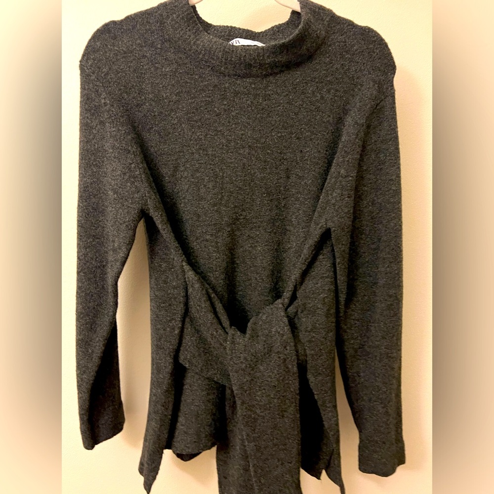 Long sleeve soft sweater with front tie zara brand